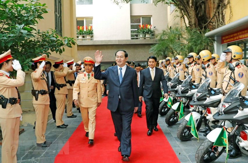 Cỗ linh xa đưa Chủ tịch nước Trần Đại Quang về quê nhà ảnh 77