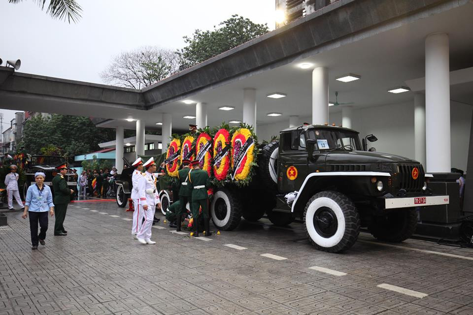 Cỗ linh xa đưa Chủ tịch nước Trần Đại Quang về quê nhà ảnh 70