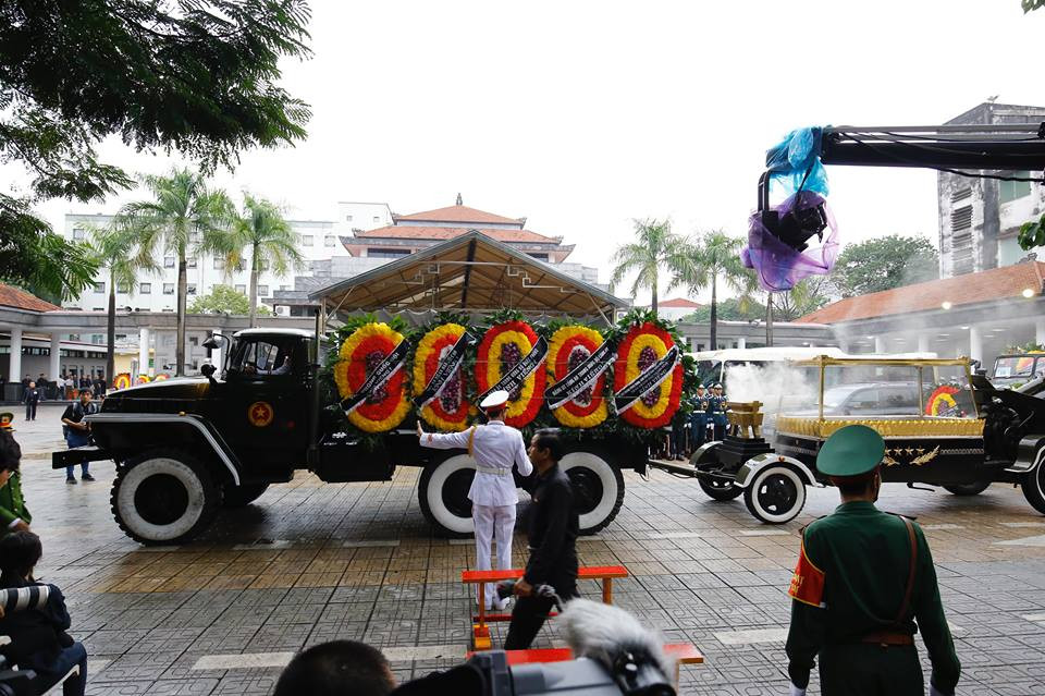 Cỗ linh xa đưa Chủ tịch nước Trần Đại Quang về quê nhà ảnh 60