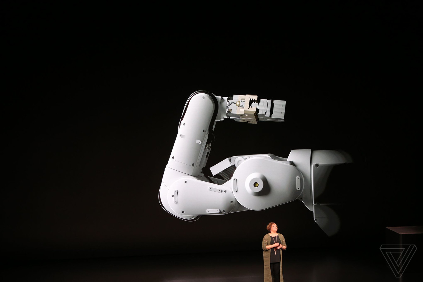 Apple trình làng iPhone Xs, Xs Max hỗ trợ hai sim và iPhone Xr ảnh 23