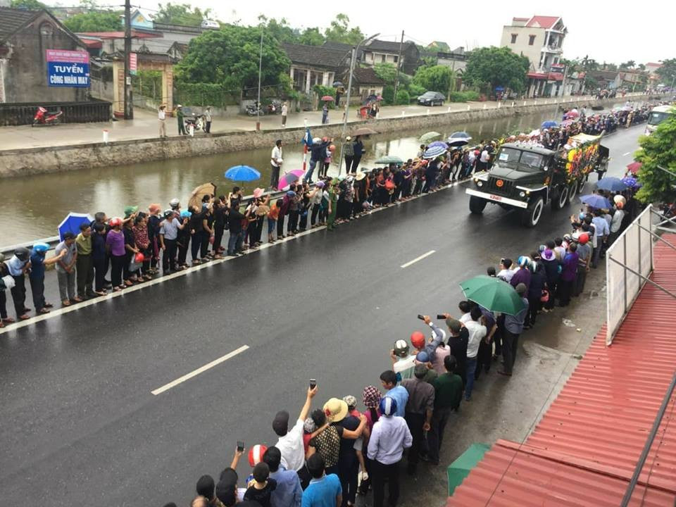 Chủ tịch nước Trần Đại Quang trở về đất mẹ ảnh 48
