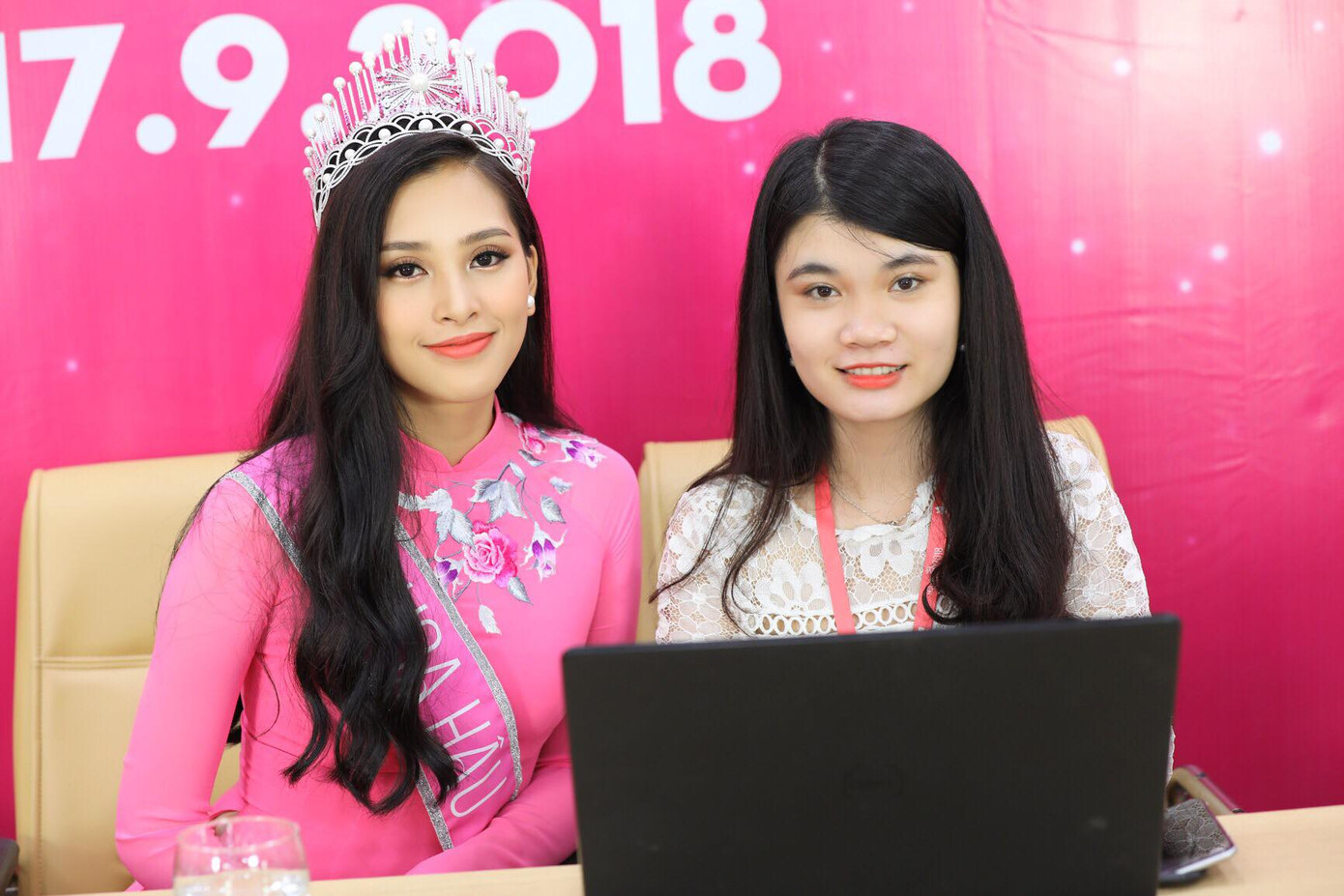 Á hậu 1 HHVN 2018 Bùi Phương Nga: 'Hoa hậu là người đẹp nhất' ảnh 3