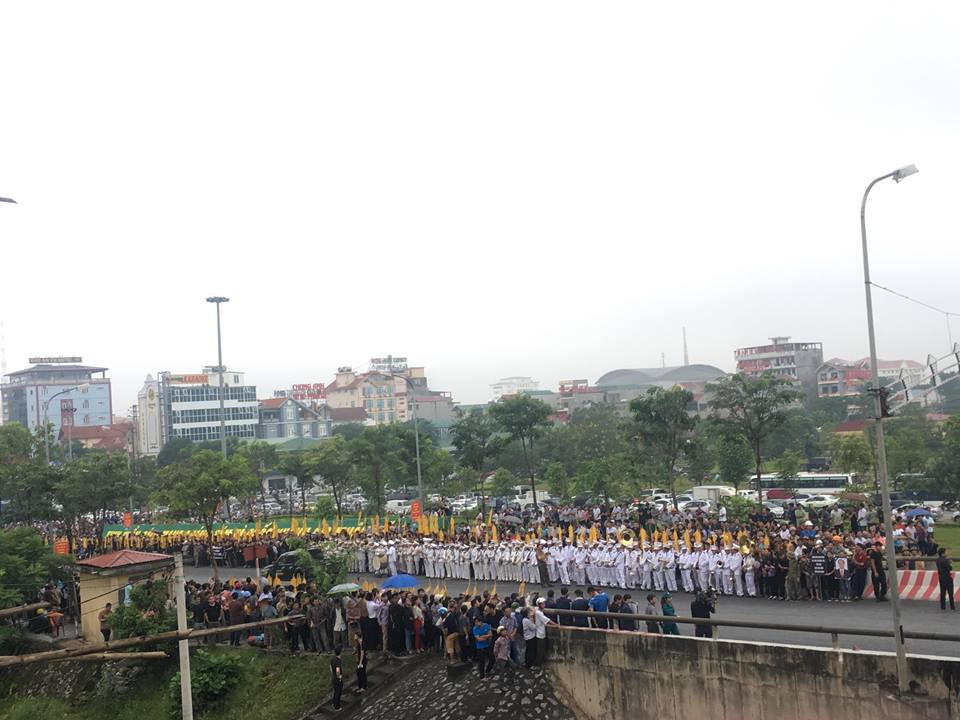 Chủ tịch nước Trần Đại Quang trở về đất mẹ ảnh 73