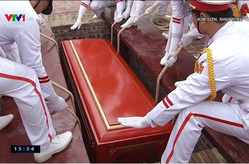 Chủ tịch nước Trần Đại Quang trở về đất mẹ ảnh 13