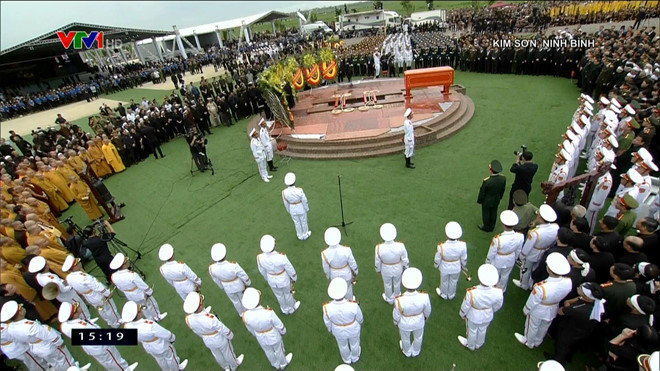 Chủ tịch nước Trần Đại Quang trở về đất mẹ ảnh 21