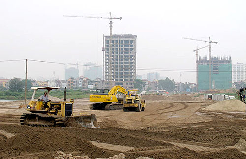 Mới đây, UBND Tp.Hà Nội đã chỉ đạo các sở, ngành liên quan, kiểm tra, rà soát và kiến nghị hướng xử lý đối với các dự án vi phạm quy định của pháp luật