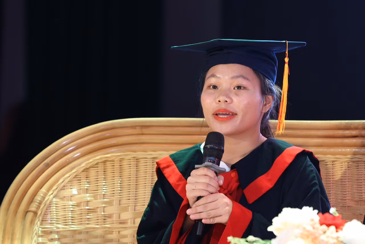Em Nguyễn Thị Hậu