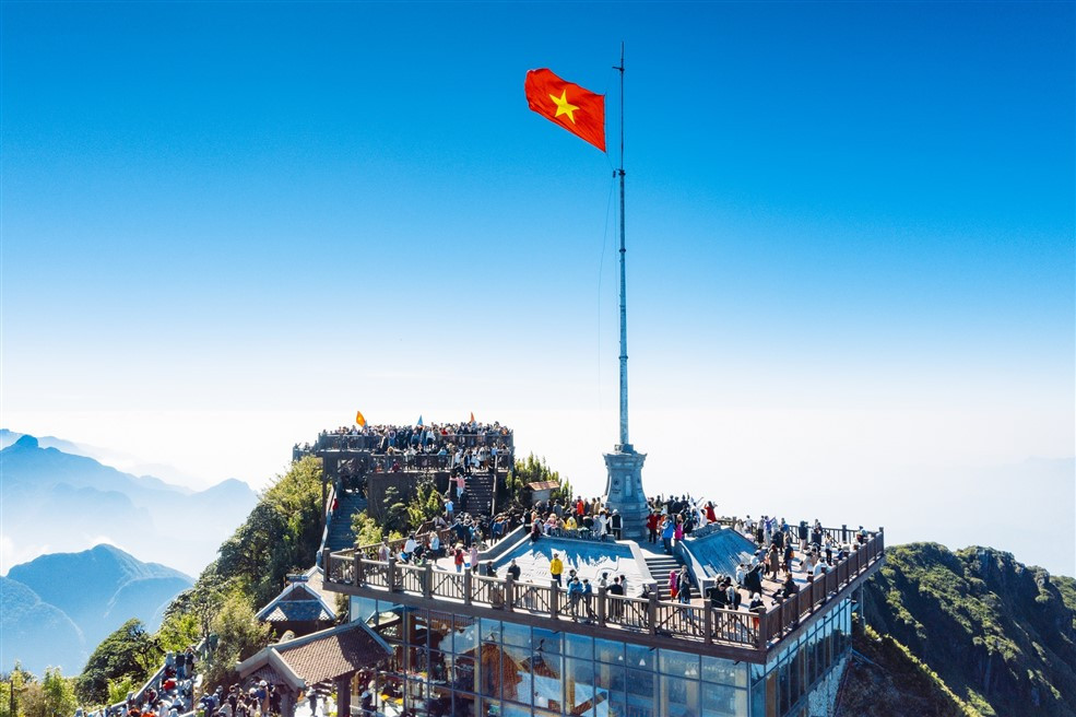 Lễ hội Khèn hoa lại tái ngộ du khách thập phương lần thứ 6 với nhiều hoạt động, trải nghiệm mới mẻ, hấp dẫn