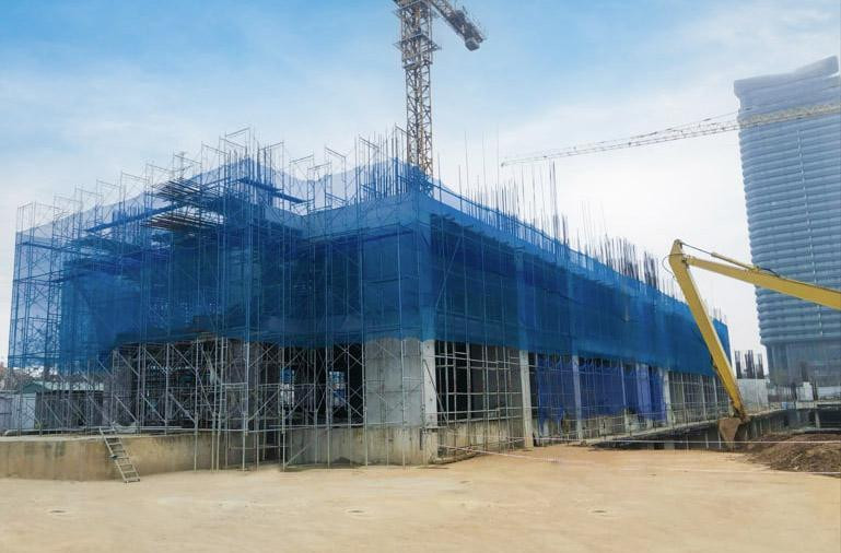 Sunshine Crystal River đã được xây thô lên đến tầng 3 và đang tiếp tục đẩy nhanh tiến độ thi công. Hiện tại, Sunshine vẫn chưa công bố về kế hoạch mở bán dự án này.