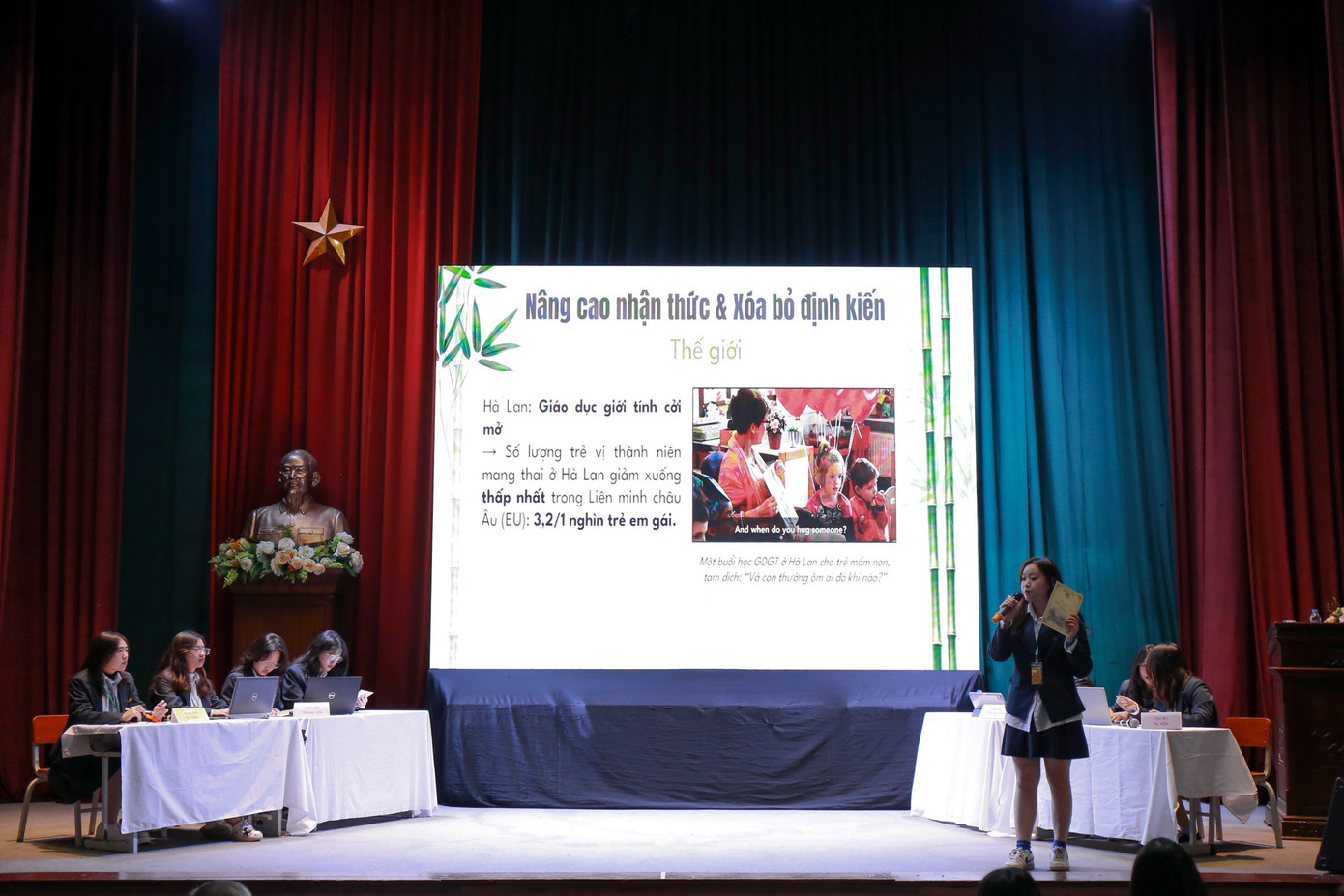 4 đội tranh biện - đại diện của tiếng nói tuổi trẻ Chu Văn An