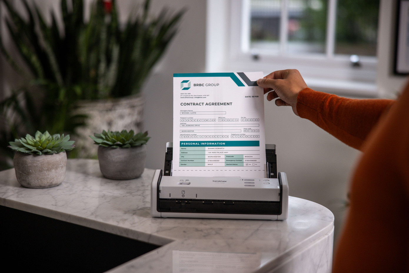 Brother ra mắt hai mẫu máy scan di động mới: ADS-1300 và ADS-1800W tại Việt Nam