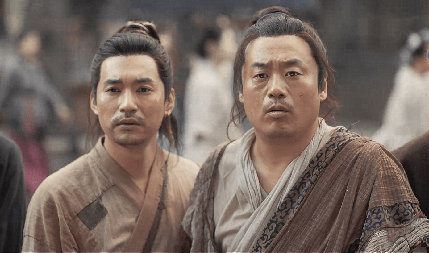 Dàn diễn viên trong Thước Đao Môn truyền kỳ là những diễn viên hài kỳ cựu, ngoại hình kém đẹp nhưng diễn xuất duyên dáng. Phim có nhiều nội dung thú vị về ân oán giang hồ, chuyện xây dựng môn phái...