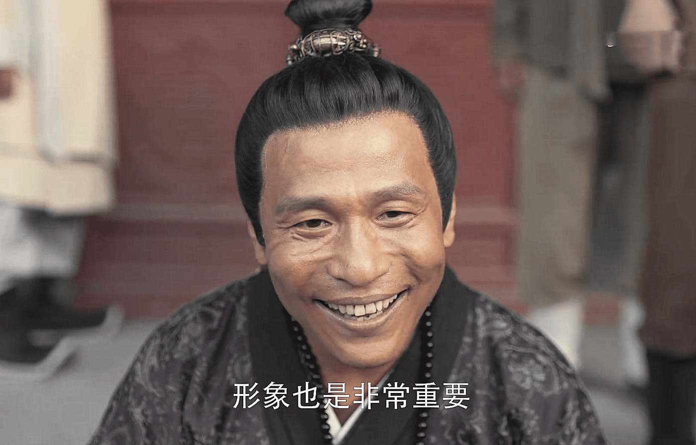 Dàn diễn viên trong Thước Đao Môn truyền kỳ là những diễn viên hài kỳ cựu, ngoại hình kém đẹp nhưng diễn xuất duyên dáng. Phim có nhiều nội dung thú vị về ân oán giang hồ, chuyện xây dựng môn phái...