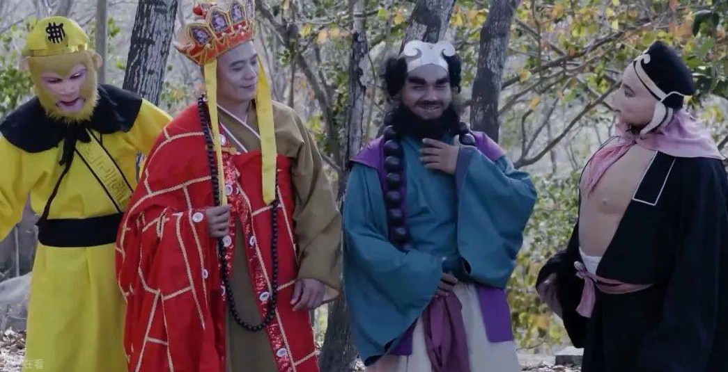 Tây du ký phiên bản Việt bị chê vì hóa trang xấu, bối cảnh nghèo nàn. Tây du ký phiên bản Việt bị chê vì hóa trang xấu, bối cảnh nghèo nàn.