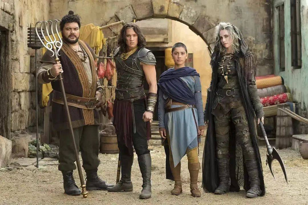 Khán giả bất ngờ với nụ hôn mà Tôn Ngộ Không dành cho Đường Tăng trong Tây du ký bản Australia. Khán giả bất ngờ với nụ hôn mà Tôn Ngộ Không dành cho Đường Tăng trong Tây du ký bản Australia.