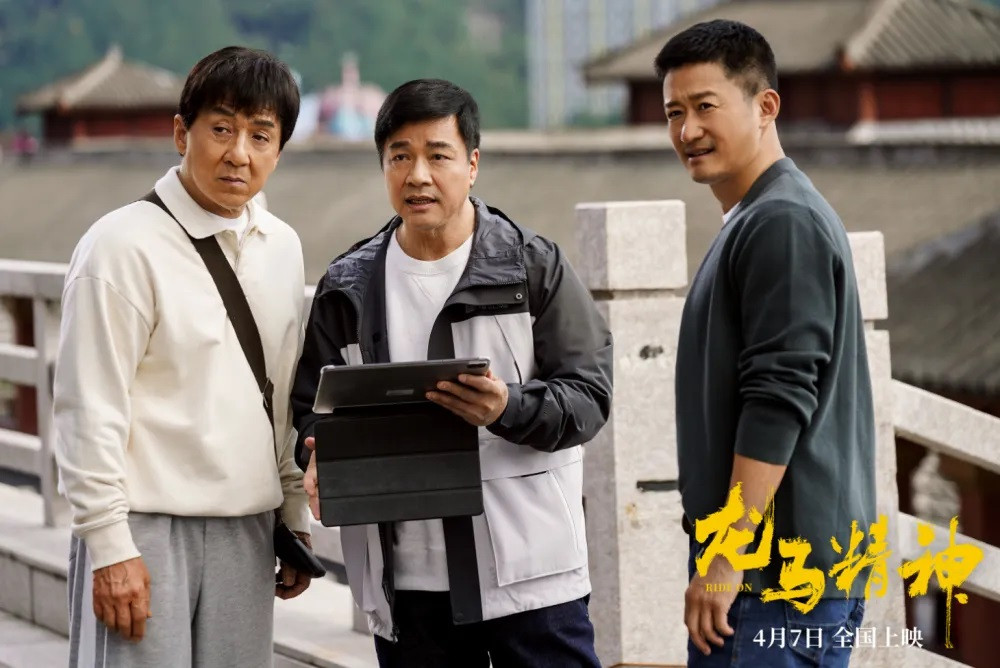 6 tác phẩm gần nhất của Thành Long đều thất bại, doanh thu thua lỗ khiến ngôi sao võ thuật lâm vào tình cảnh khó khăn.