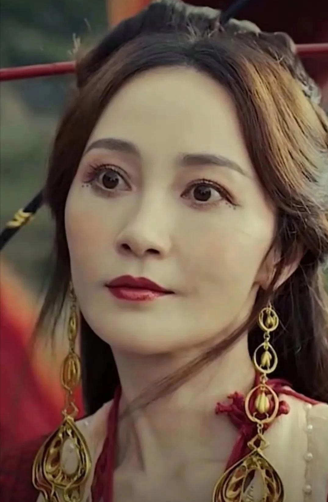 Đát Kỷ do Diêu Địch thủ vai bị chê già. Đát Kỷ do Diêu Địch thủ vai bị chê già.