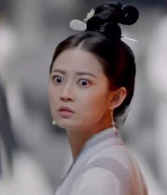 Người đẹp 31 tuổi thậm chí bị khán giải chỉ trích, quay lưng dù Phù đồ duyên khá thành công về mặt truyền thông, công chúng cho rằng phim có thể tốt hơn nữa nếu nữ chính do diễn viên khác đảm nhiệm. Theo Sohu, khi mới đóng phim, Trần Ngọc Kỳ diễn xuất linh động, nhưng cô ngày càng xuống dốc về kỹ năng biểu diễn. Người đẹp 31 tuổi thậm chí bị khán giải chỉ trích, quay lưng dù Phù đồ duyên khá thành công về mặt truyền thông, công chúng cho rằng phim có thể tốt hơn nữa nếu nữ chính do diễn viên khác đảm nhiệm. Theo Sohu, khi mới đóng phim, Trần Ngọc Kỳ diễn xuất linh động, nhưng cô ngày càng xuống dốc về kỹ năng biểu diễn.