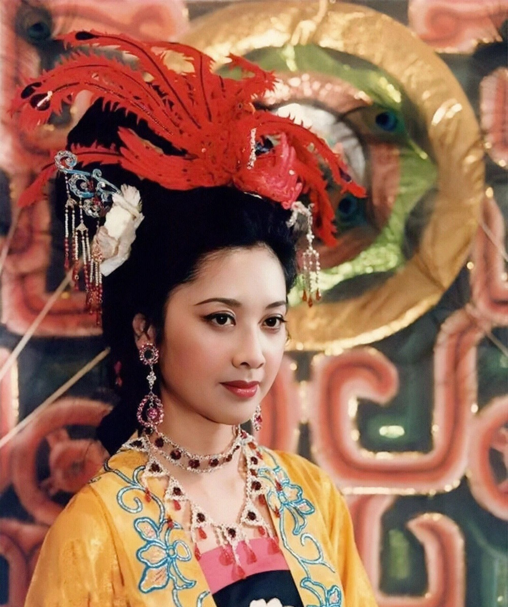 Nhờ Tây du ký, Chu Lâm có vai diễn kinh điển trên màn ảnh, sống mãi trong lòng khán giả. Nhờ Tây du ký, Chu Lâm có vai diễn kinh điển trên màn ảnh, sống mãi trong lòng khán giả.