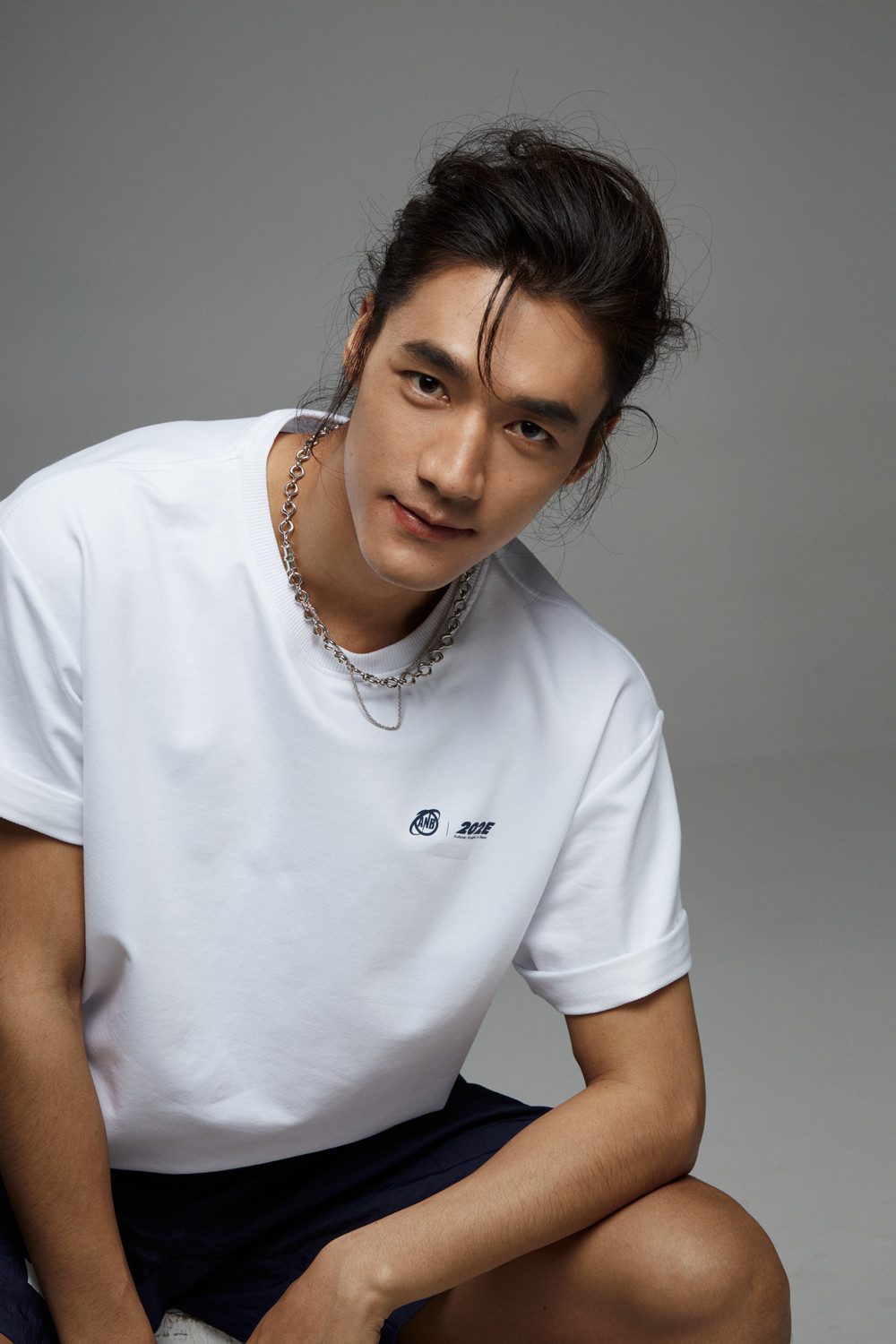 Thử Sa được nhận xét có nhiều nét giống Kim Thành Vũ. Thử Sa được nhận xét có nhiều nét giống Kim Thành Vũ.