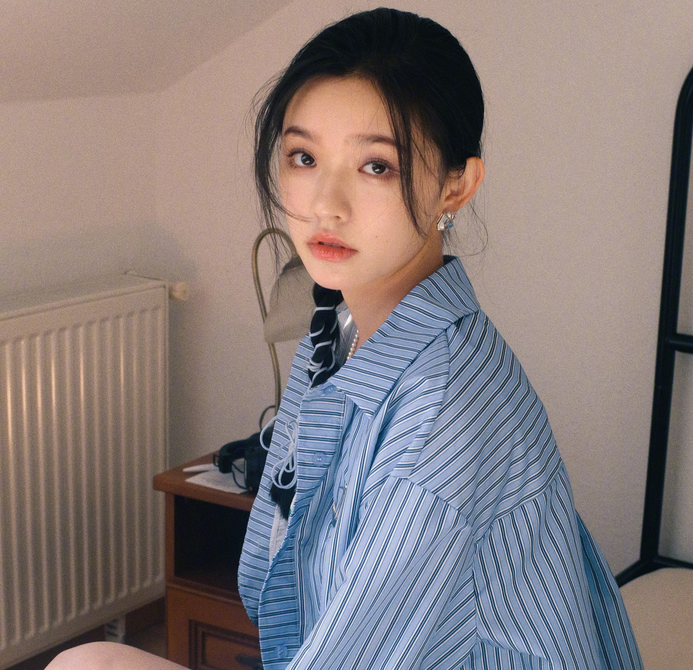 Tuy nhiên, khi Nạn nhân không hoàn hảo lên sóng, Lâm Duẫn đã lật ngược được danh tiếng kém của mình. Trong phim, cô thể hiện vai sinh viên mới ra trường Triệu Tầm bị sếp quấy rối tình dục nơi công sở. Lâm Duẫn cho khán giả thấy được những biểu cảm tinh tế, chính xác tâm lý của nhân vật nữ, khi tuổi đời còn trẻ, không biết phải từ chối những ám chỉ của sếp như thế nào. Tuy nhiên, khi Nạn nhân không hoàn hảo lên sóng, Lâm Duẫn đã lật ngược được danh tiếng kém của mình. Trong phim, cô thể hiện vai sinh viên mới ra trường Triệu Tầm bị sếp quấy rối tình dục nơi công sở. Lâm Duẫn cho khán giả thấy được những biểu cảm tinh tế, chính xác tâm lý của nhân vật nữ, khi tuổi đời còn trẻ, không biết phải từ chối những ám chỉ của sếp như thế nào.