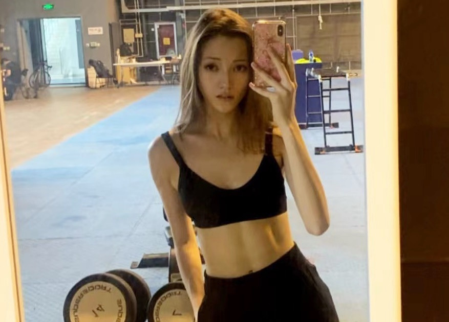 Na Nhiên được khen ngợi khi vào vai Đát Kỷ trong phim điện ảnh Phong Thần phần 1. Na Nhiên được khen ngợi khi vào vai Đát Kỷ trong phim điện ảnh Phong Thần phần 1.