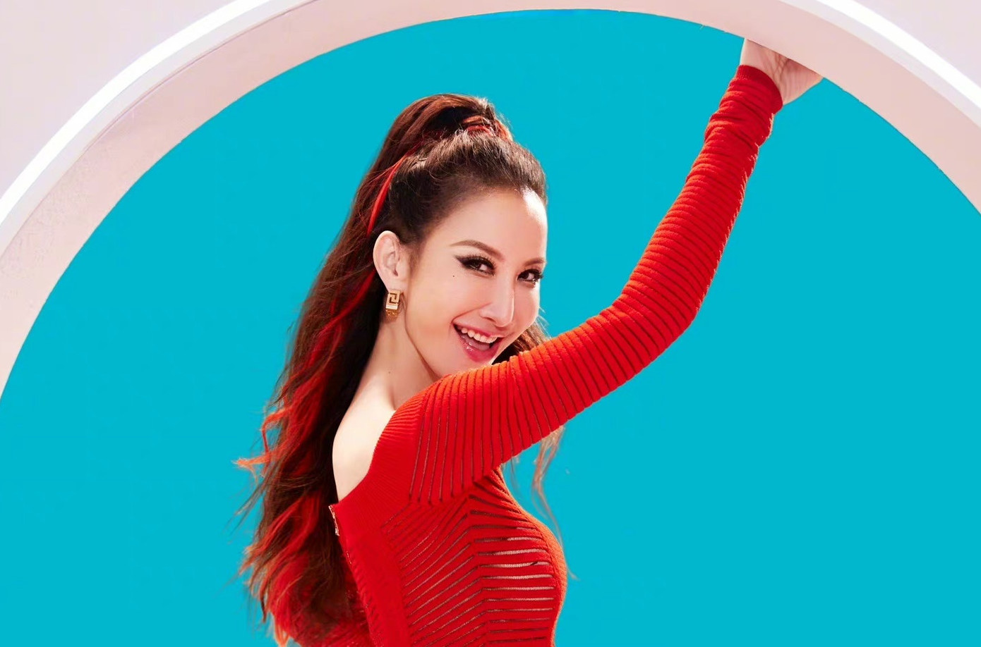 Thông tin Coco Lee qua đời gây sốc cho người hâm mộ.