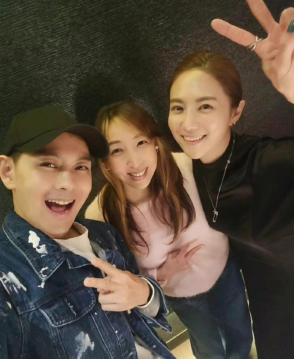 Lâm Chí Dĩnh gặp lại bạn diễn Yoo Ha Na sau 16 năm. Lâm Chí Dĩnh gặp lại bạn diễn Yoo Ha Na sau 16 năm.