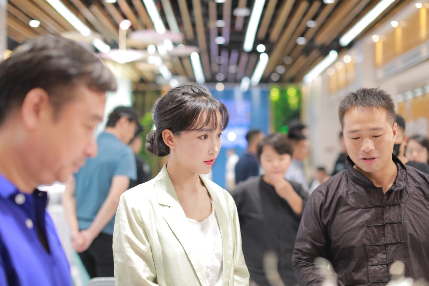 Từ vai trò blogger Lý Tử Thất trở thành nhân vật văn hóa của Trung Quốc. Từ vai trò blogger Lý Tử Thất trở thành nhân vật văn hóa của Trung Quốc.