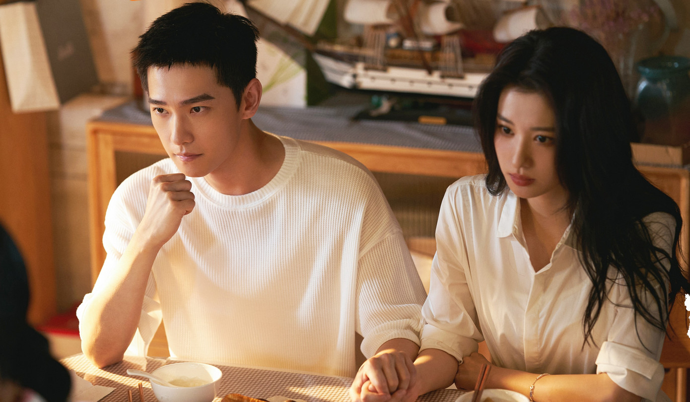 Khói lửa nhân gian của tôi phá hủy danh tiếng của Dương Dương và Vương Sở Nhiên. Khói lửa nhân gian của tôi phá hủy danh tiếng của Dương Dương và Vương Sở Nhiên.