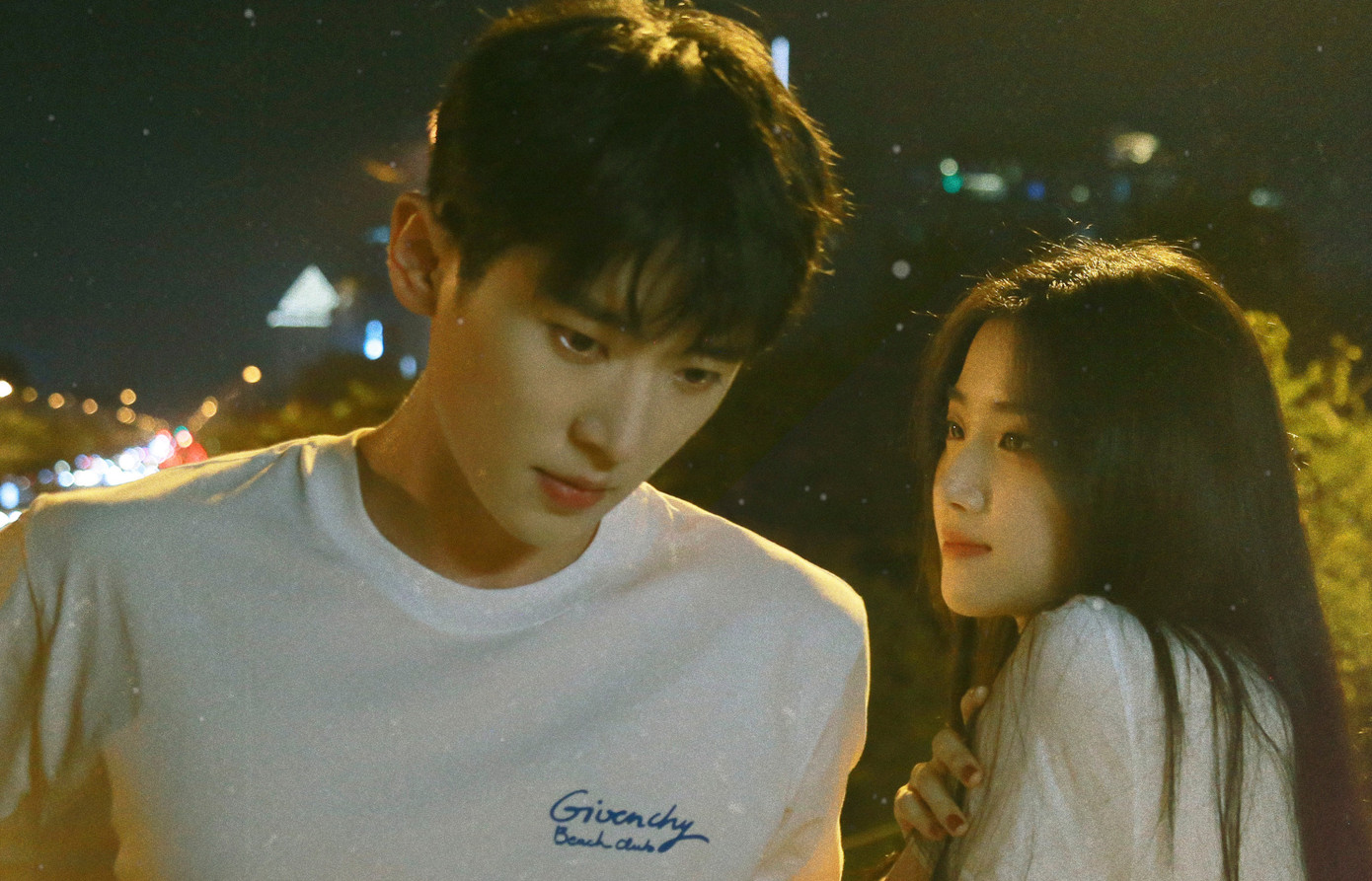 Lư Dục Hiểu được đánh giá có ngoại hình xinh xắn, hiền lành như &quot;thỏ non&quot;. Dù chỉ là tay ngang, diễn xuất của cô tự nhiên, dễ khiến khán giả yêu mến. Điểm yếu của Lư Dục Hiểu là khả năng đọc thoại chưa tốt. Tuy nhiên, cô chấp nhận vai diễn ít thời lượng xuất hiện nhưng có tính cách khác biệt để làm mới hình ảnh của mình.