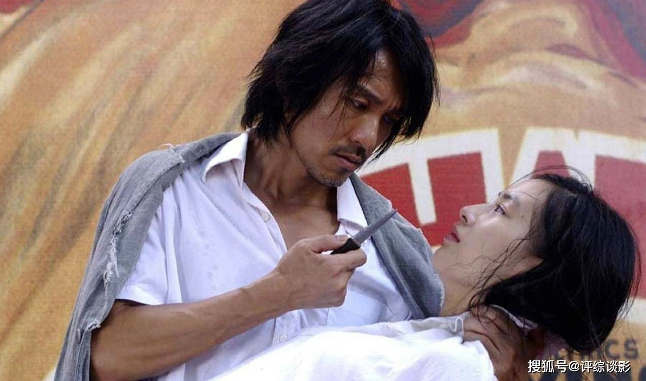 Cuộc tháo chạy của Huỳnh Thánh Y khỏi sự quản lý từ Châu Tinh Trì từng gây xôn xao trong nhiều năm. Ảnh: Sohu. Cuộc tháo chạy của Huỳnh Thánh Y khỏi sự quản lý từ Châu Tinh Trì từng gây xôn xao trong nhiều năm. Ảnh: Sohu.