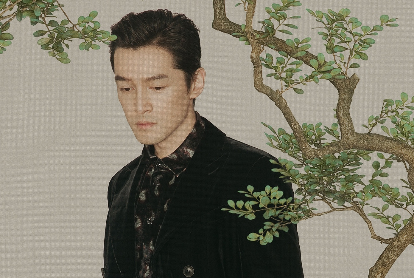 Nam diễn viên bị cho là người gia trưởng, độc đoán.