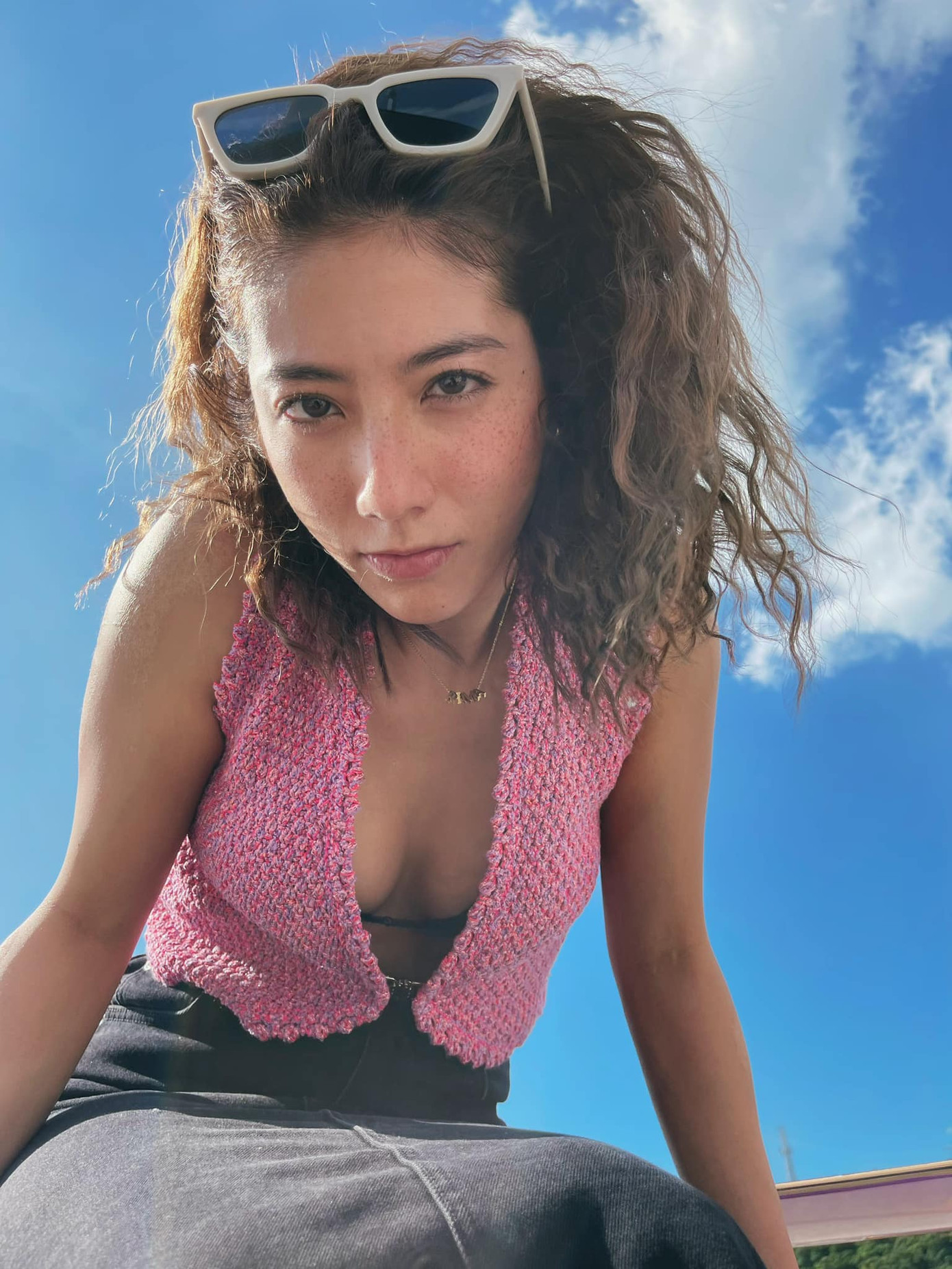 Theo HK01, để vào vai đả nữ, Rima được huấn luyện chiến đấu và cách bắn súng. Cô khoe những vết thương thâm tím trong quá trình tập luyện và đóng phim. Khán giả yêu thích cô vì có vẻ đẹp mạnh mẽ nhưng không kém phần nữ tính, cộng với sự chuyên nghiệp trong diễn xuất. Trên trang cá nhân, Rima cũng thường xuyên đăng hình ảnh luyện tập các bộ môn thể dục khác nhau, tham gia thử thách mạo hiểm để nâng cao sức khỏe, giữ cơ thể săn chắc.