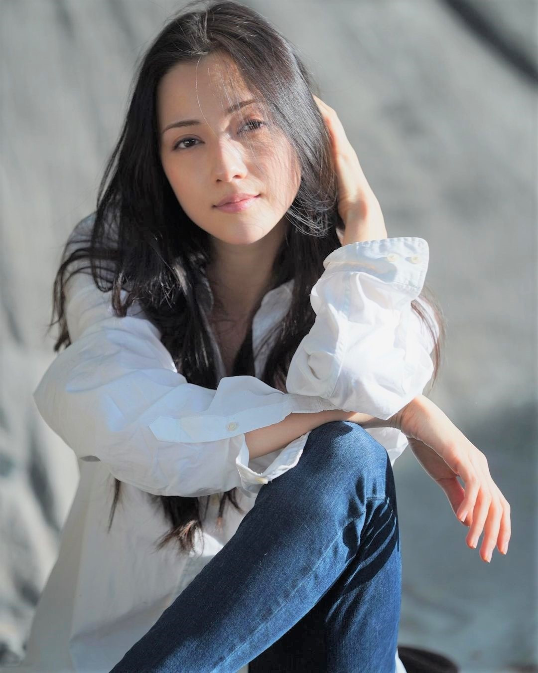 Bên cạnh đó, dù đã dành nhiều thời lượng trong trailer để tập trung miêu tả Đát Kỷ của Na Nhiên Naran, song người đẹp Nga vẫn bị khán giả đánh giá là diễn xuất chưa thuyết phục, thiếu sự ma mị, quyến rũ. Trong trailer, có những cảnh Na Nhiên Naran thể hiện động tác quyến rũ Trụ Vương, do nam ca sĩ Phí Tường thể hiện, song khoảng cách 37 tuổi, cộng thêm khả năng diễn xuất chưa tới khiến khán giả không cảm nhận được tình yêu cuồng nhiệt của hai nhân vật. Bên cạnh đó, dù đã dành nhiều thời lượng trong trailer để tập trung miêu tả Đát Kỷ của Na Nhiên Naran, song người đẹp Nga vẫn bị khán giả đánh giá là diễn xuất chưa thuyết phục, thiếu sự ma mị, quyến rũ. Trong trailer, có những cảnh Na Nhiên Naran thể hiện động tác quyến rũ Trụ Vương, do nam ca sĩ Phí Tường thể hiện, song khoảng cách 37 tuổi, cộng thêm khả năng diễn xuất chưa tới khiến khán giả không cảm nhận được tình yêu cuồng nhiệt của hai nhân vật.