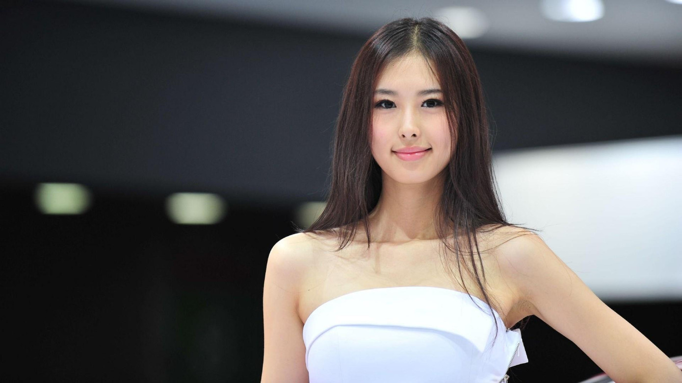 Người mẫu Địch Lăng từ bỏ sự nghiệp vì không chịu nổi áp lực từ công chúng.