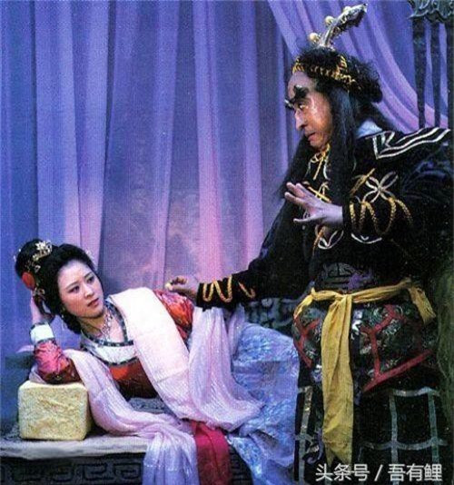 Nhâm Trọng Pha đảm nhiệm nhiều vai trò trong phim Tây du ký. Nhâm Trọng Pha đảm nhiệm nhiều vai trò trong phim Tây du ký.