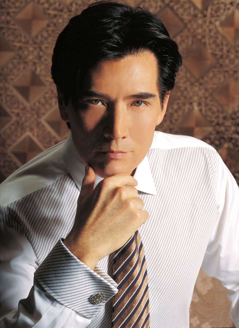 Phí Tường là từng bị giới giải trí Đài Loan cấm sóng 13 năm. Phí Tường là từng bị giới giải trí Đài Loan cấm sóng 13 năm.