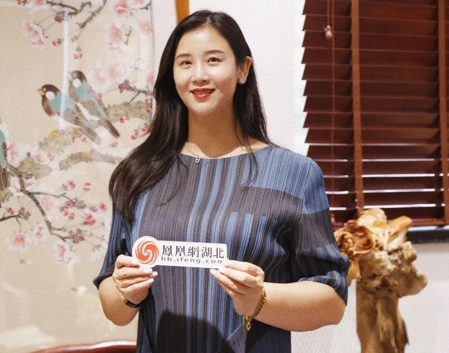 Chu Lệ Phương là nhà sản xuất tài năng của giới giải trí Hoa ngữ. Chu Lệ Phương là nhà sản xuất tài năng của giới giải trí Hoa ngữ.