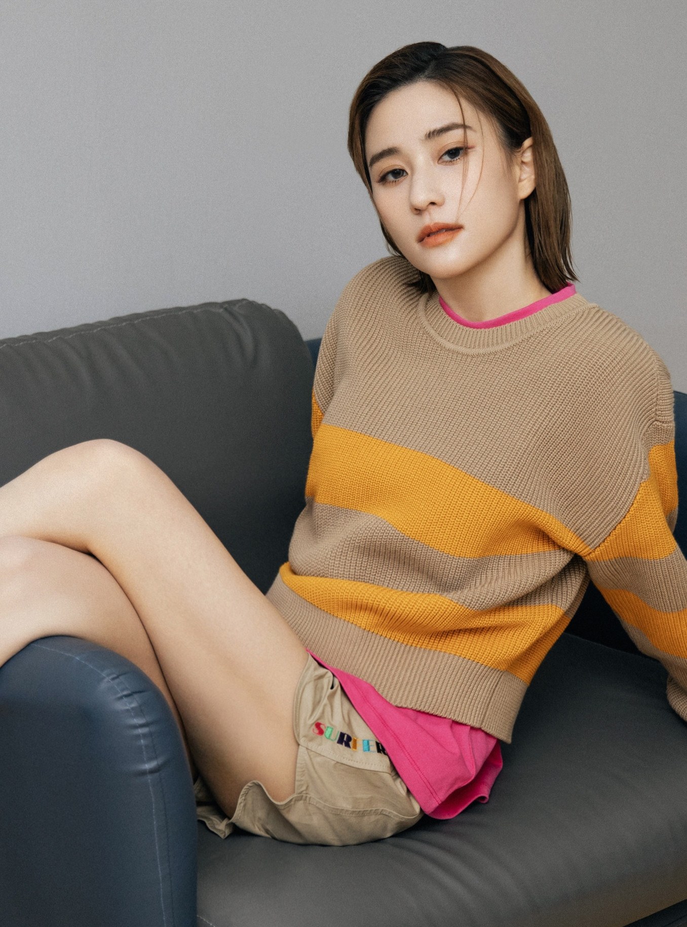 Sau này, khi tham gia show giải trí, Hà Siêu Liên chia sẻ cô từng dành 4 năm thanh xuân với nhiều tình cảm cho một mối tình, tuy nhiên, người này khiến cô tổn thương vì không chung thủy, lăng nhăng. Hà Siêu Liên không nhắc trực tiếp nhưng khán giả đều hiểu cô nói tới người tình cũ Ngô Khắc Quần. Sau này, khi tham gia show giải trí, Hà Siêu Liên chia sẻ cô từng dành 4 năm thanh xuân với nhiều tình cảm cho một mối tình, tuy nhiên, người này khiến cô tổn thương vì không chung thủy, lăng nhăng. Hà Siêu Liên không nhắc trực tiếp nhưng khán giả đều hiểu cô nói tới người tình cũ Ngô Khắc Quần.