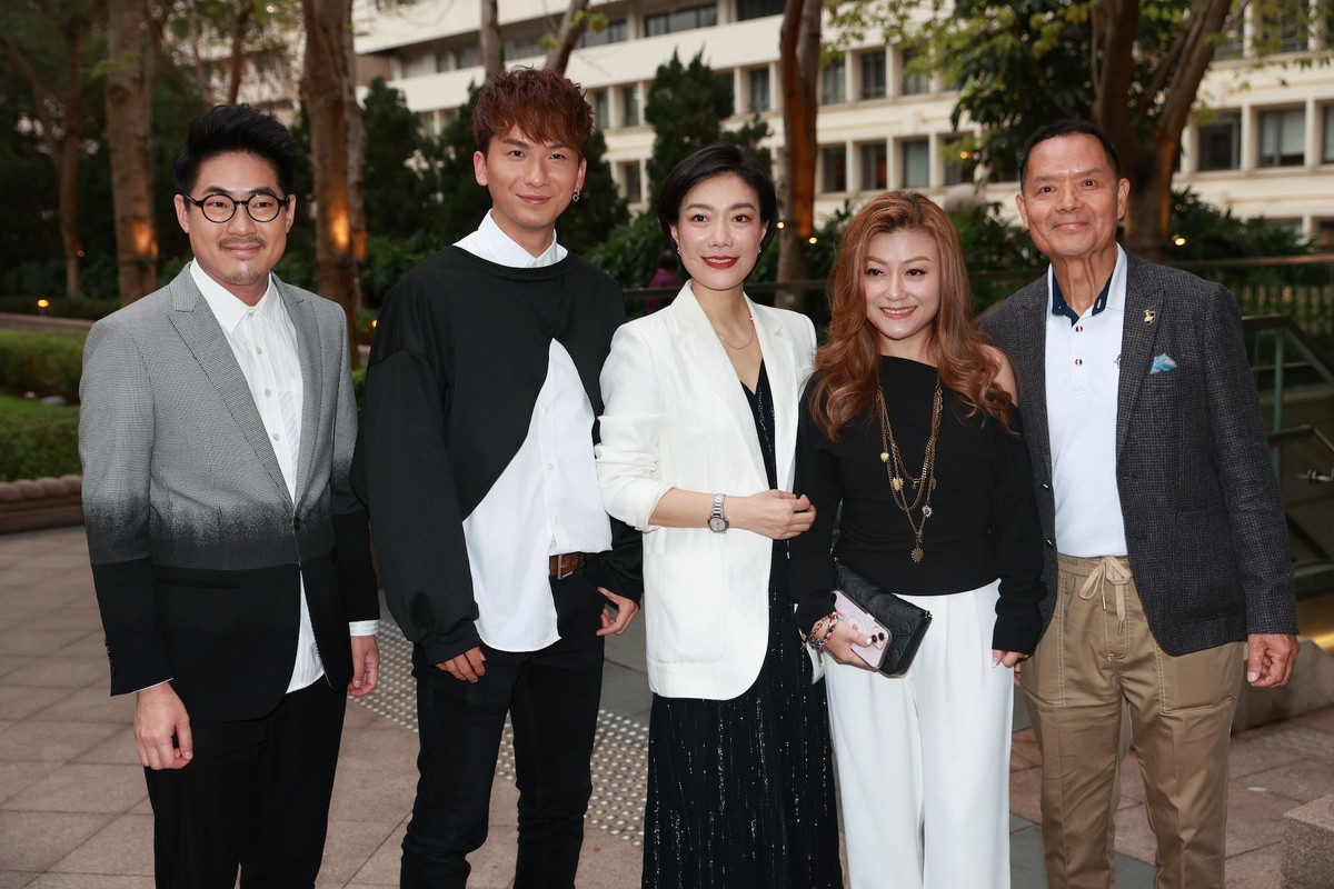 Nhiều ngôi sao tới tham dự sinh nhật của ông trùm Tăng Chí Vỹ. Nhiều ngôi sao tới tham dự sinh nhật của ông trùm Tăng Chí Vỹ.