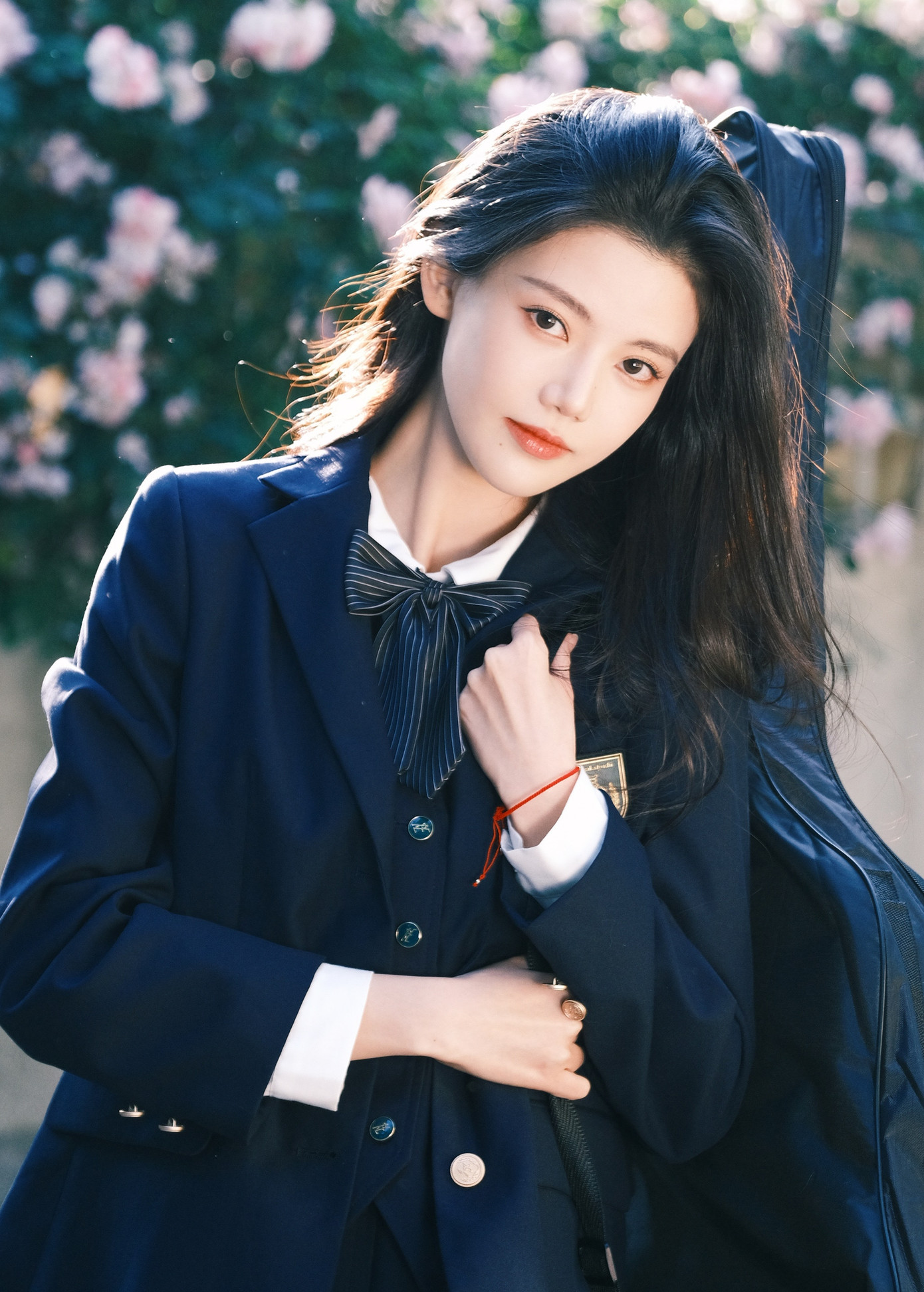 Tôn Trân Ny diễn xuất lấn át cả Bạch Lộc dù là vai phụ nhỏ. Tôn Trân Ny diễn xuất lấn át cả Bạch Lộc dù là vai phụ nhỏ.