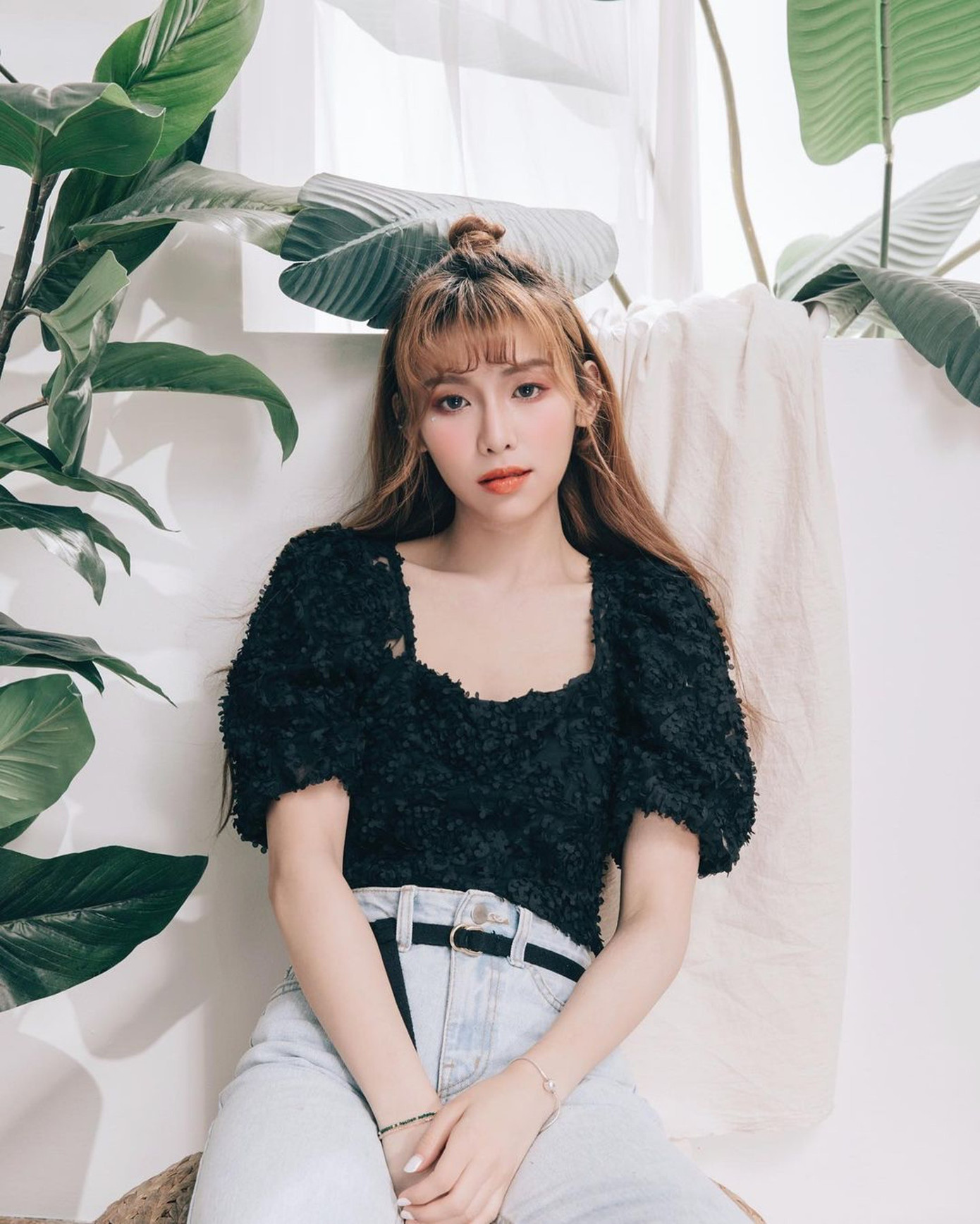 Tạ Thải Văn vừa có ngoại hình, vừa có cá tính, từng là ca sĩ trẻ nổi tiếng tại Đài Loan. Tạ Thải Văn vừa có ngoại hình, vừa có cá tính, từng là ca sĩ trẻ nổi tiếng tại Đài Loan.