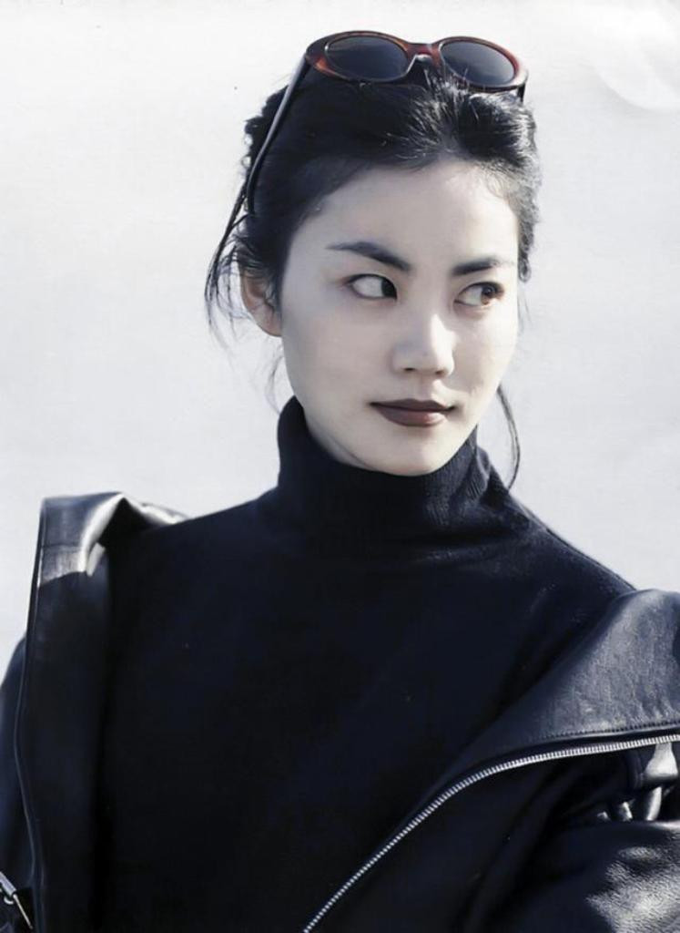 Vương Phi là ngôi sao luôn được trả thù lao cao đặc biệt tại Trung Quốc. Vương Phi là ngôi sao luôn được trả thù lao cao đặc biệt tại Trung Quốc.