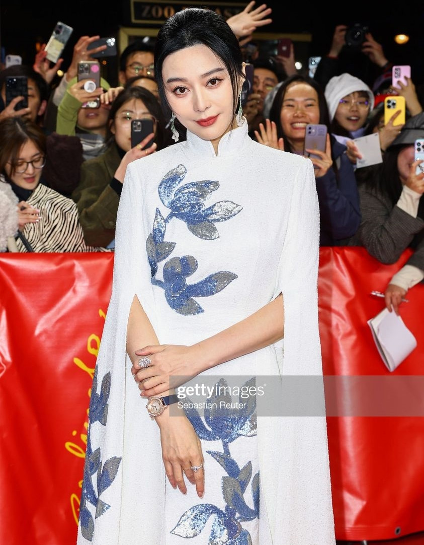 Phạm Băng Băng với vẻ đẹp sang trọng trên thảm đỏ LHP Berlin.