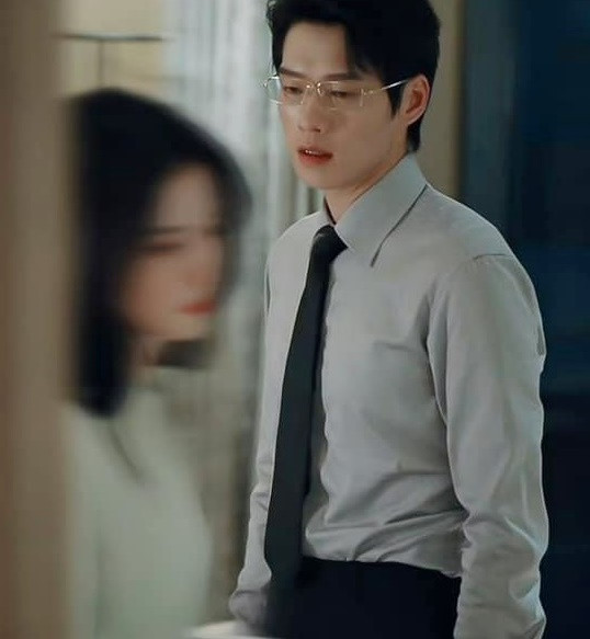 Ngụy Đại Huân với hình ảnh tổng giám đốc điển trai, yêu thầm em gái nuôi khiến khán giả thích thú.