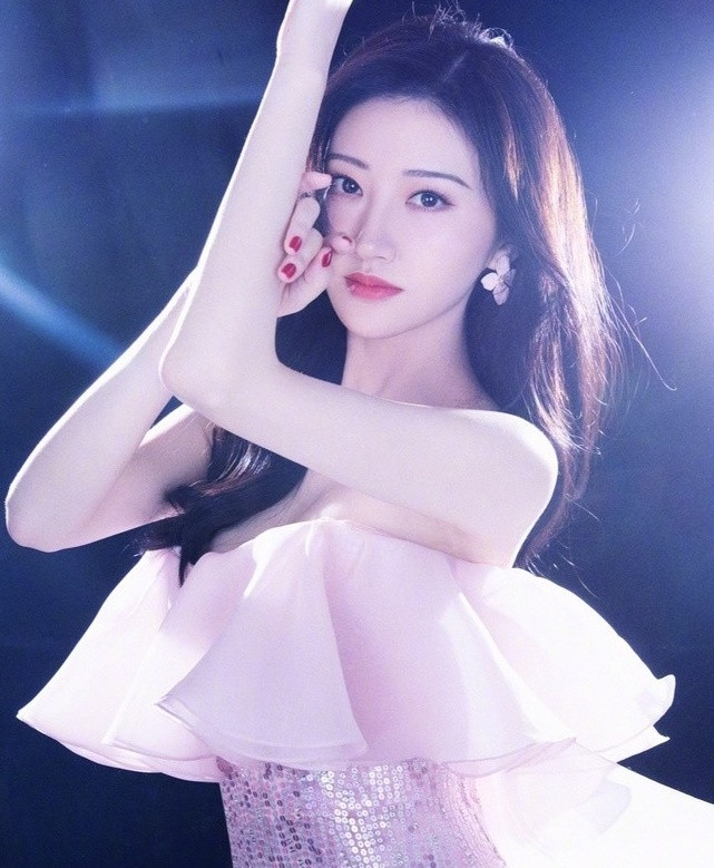 Trương Kế Khoa lãnh hậu quả khi phát tán video nhạy cảm của Cảnh Điềm. Trương Kế Khoa lãnh hậu quả khi phát tán video nhạy cảm của Cảnh Điềm.