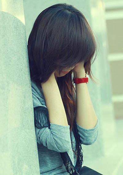 Thế mà Giang cứ tin vào những lời đường mật của anh ta rồi còn tính chuyện cưới xin và đã vội vã trao thân cho anh ta rồi. (ảnh minh họa)