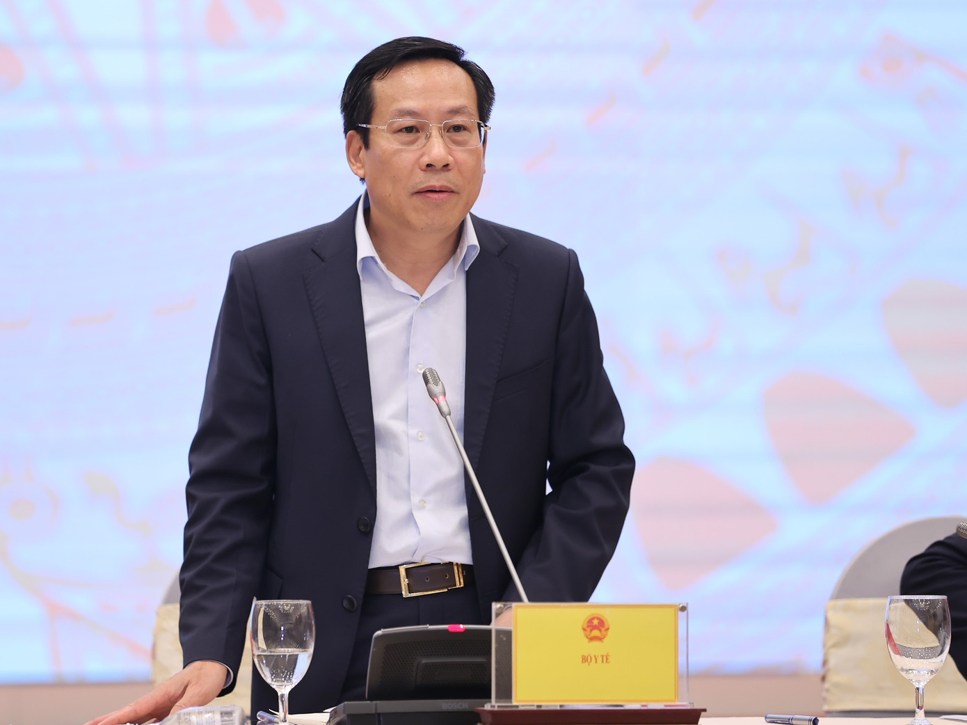 Thứ trưởng Bộ Y tế Lê Đức Luận. Ảnh: Nhật Bắc Thứ trưởng Bộ Y tế Lê Đức Luận. Ảnh: Nhật Bắc