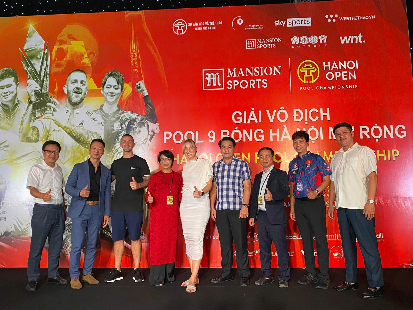 Ban tổ chức thông tin về giải Hanoi Open Pool Championship 2024. Ảnh: Hà An